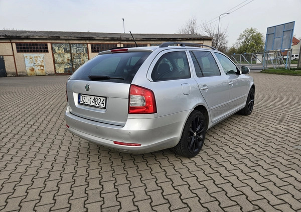 Skoda Octavia cena 20000 przebieg: 358000, rok produkcji 2013 z Legnica małe 92